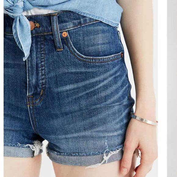 MADEWELL Cutoff High-Rise Denim Jean Shorts in Glenoaks Wash - Picture 12 of 12